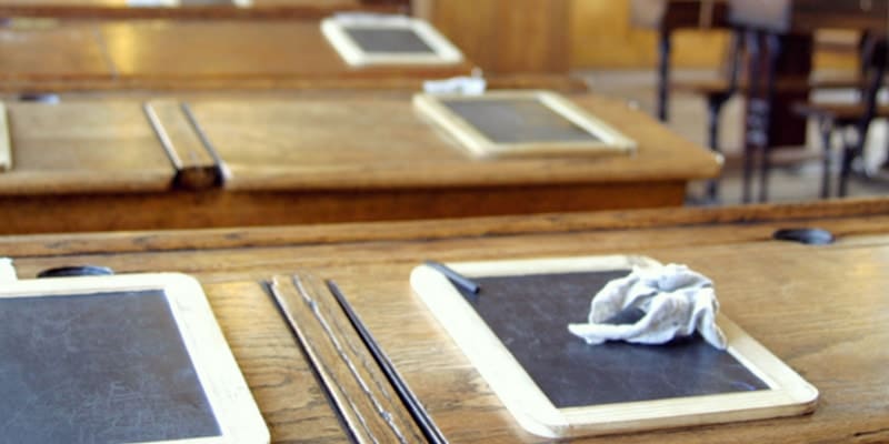 slate-tablets-at-ragged-school