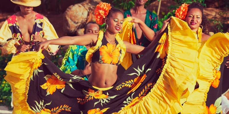 women-doing-sega-dance-in-mauritius