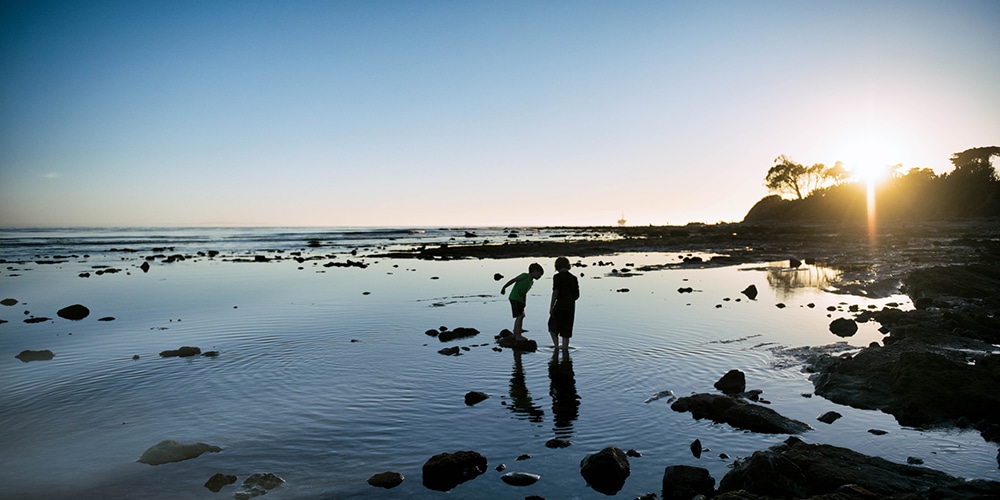 kids playing in rockpool santa barbara california