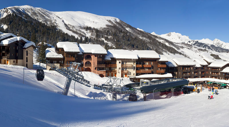 Valmorel-ski-resort-village-and-mountain