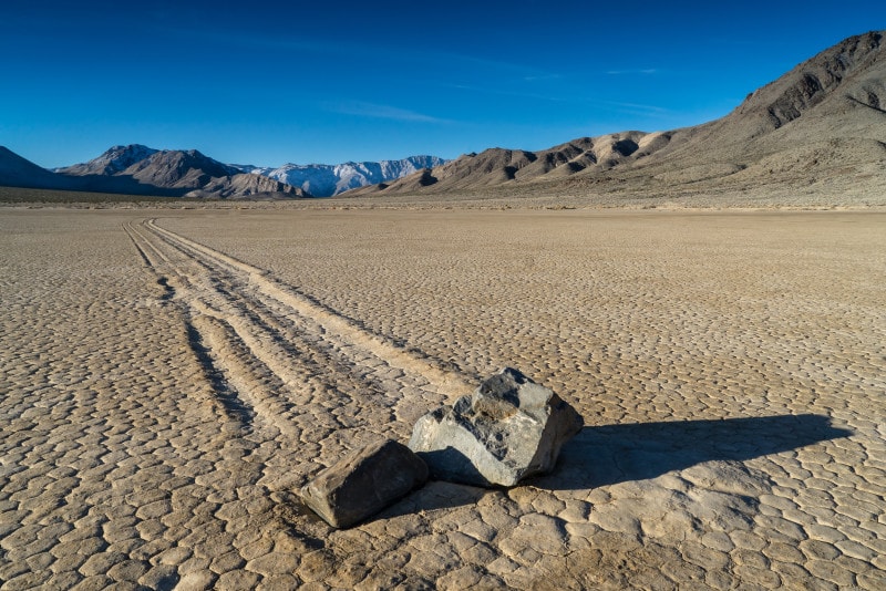 sailing stones in death valley