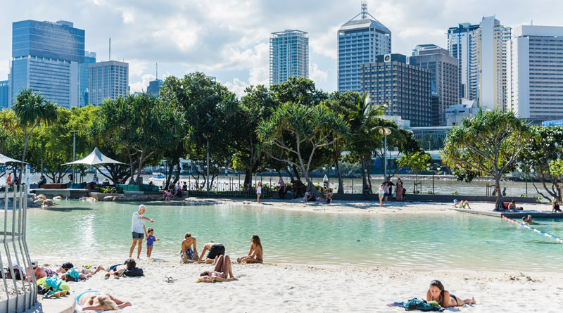 brisbane-australia-beach-city-scene