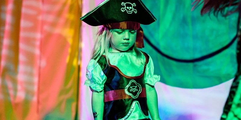 little girl dressed as pirate on stage at margate dreamland