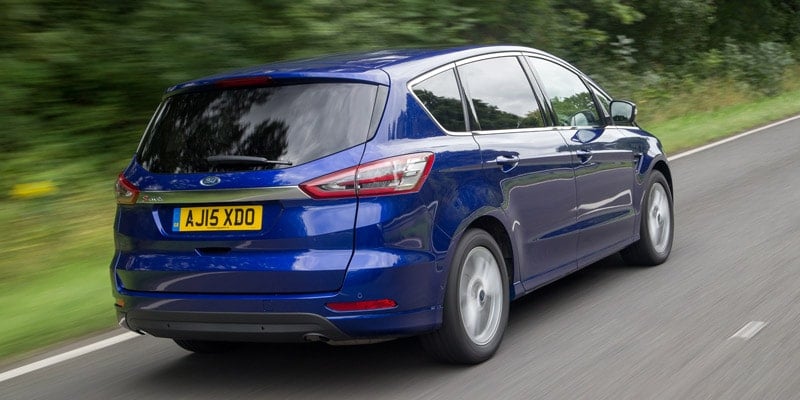 ford-focus-s-max-car-rear-view