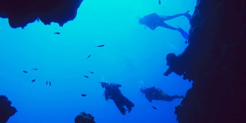 Silfra-fissure-snorkeling