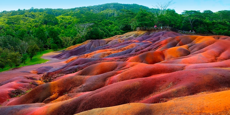 seven-coloured-earths-mauritius-indian-ocean