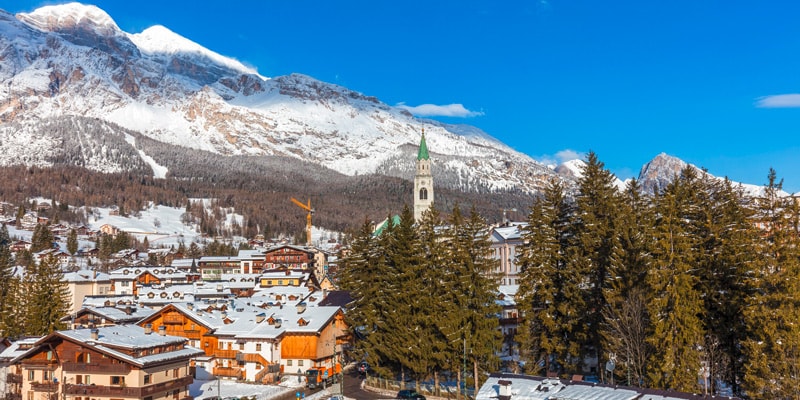 view-of-one-of-Italys-cute-family-ski-resorts-cortina-dampezzo-winter-2022