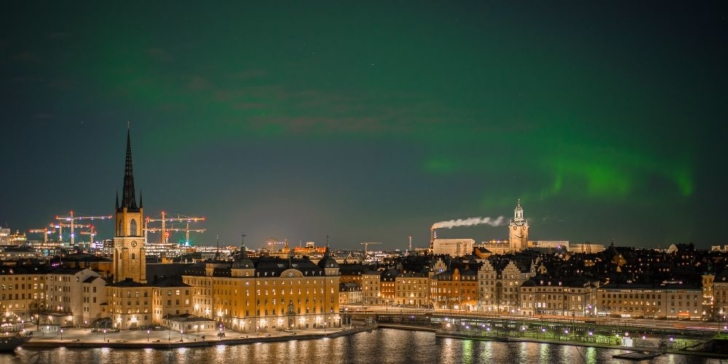 Northern Lights can be seen right now all over Europe with kids