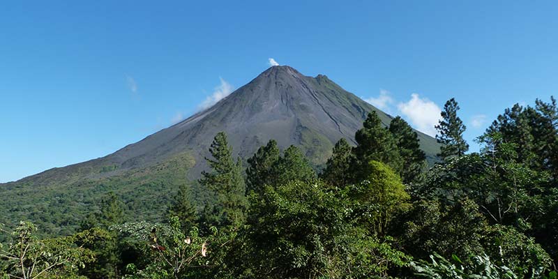 rickshaw-travel-costa-rica-volcano