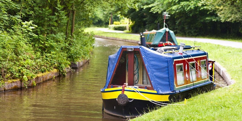 canal boat holidays Llangollen-Canal-north-wales