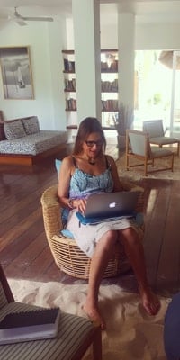 made-in-mauritius-jane-works-in-lobby