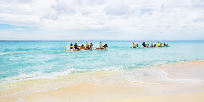 Horse-Riding-Beach