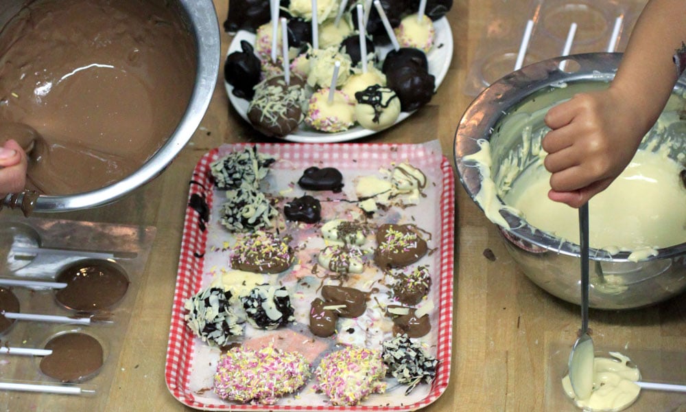 Chocolate making at Chocolate Museum Brixton