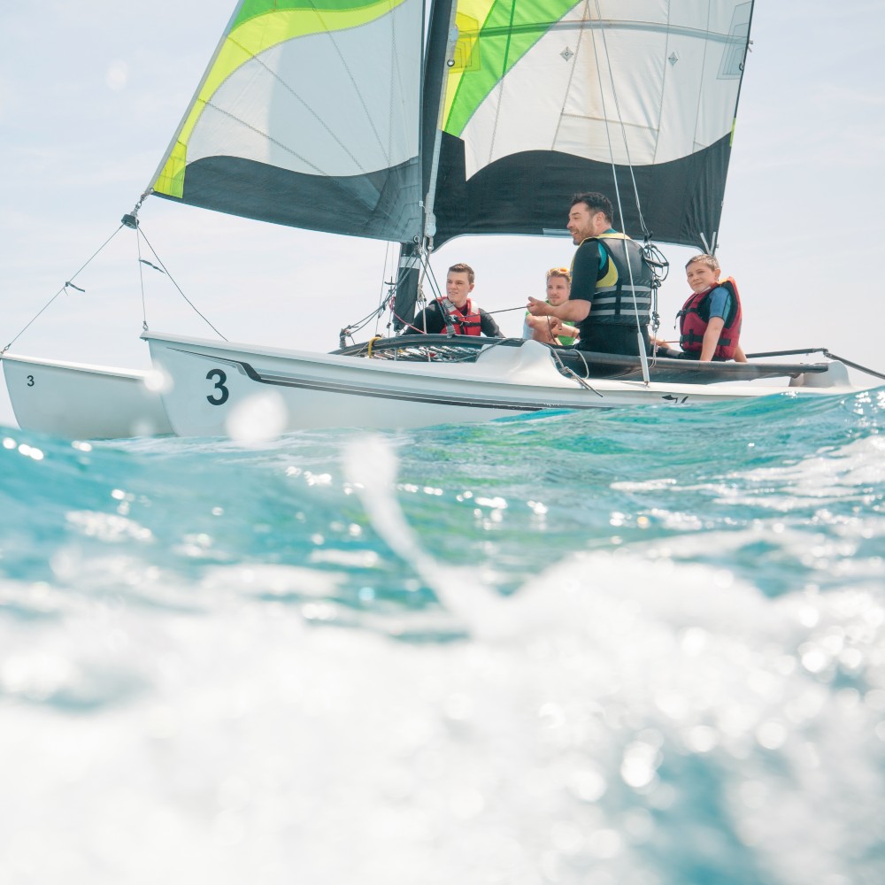 sailing-robinson-family-holidays