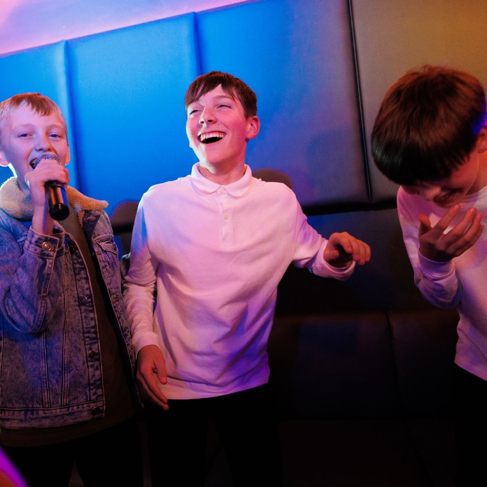 lucky-voice-karaoke-childrens-birthday-party