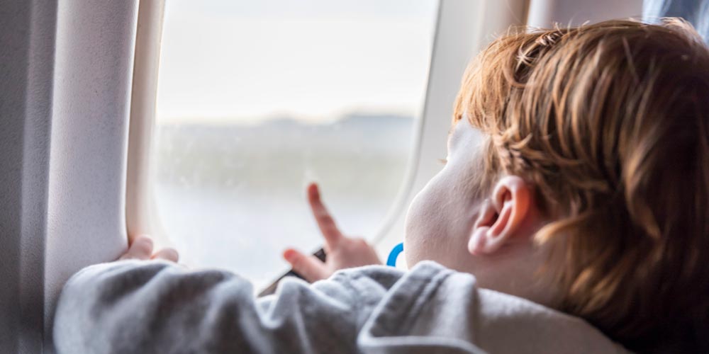 Break it down - flying with a toddler - Family Traveller