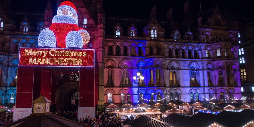 Manchester Santa lights up the city centre again in 2021