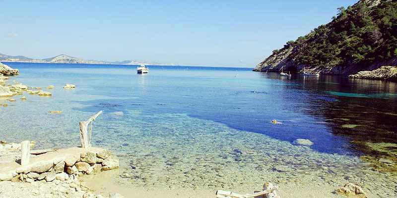 cala-llentrisca-ibiza-one-of-the-best-hidden-beaches-in-spain