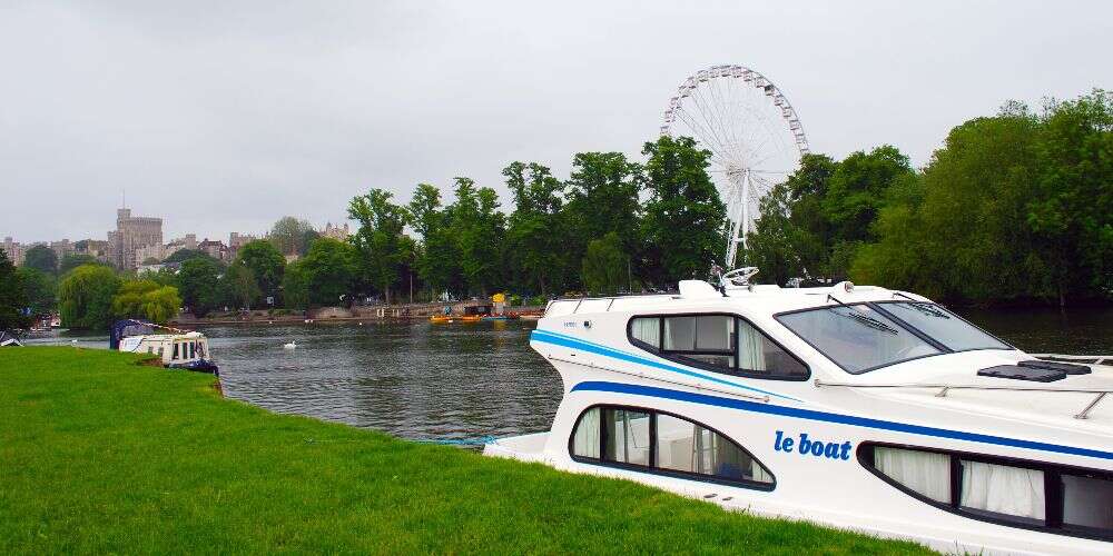 Windsor Castle from River Thames Le Boat UK family boating holidays