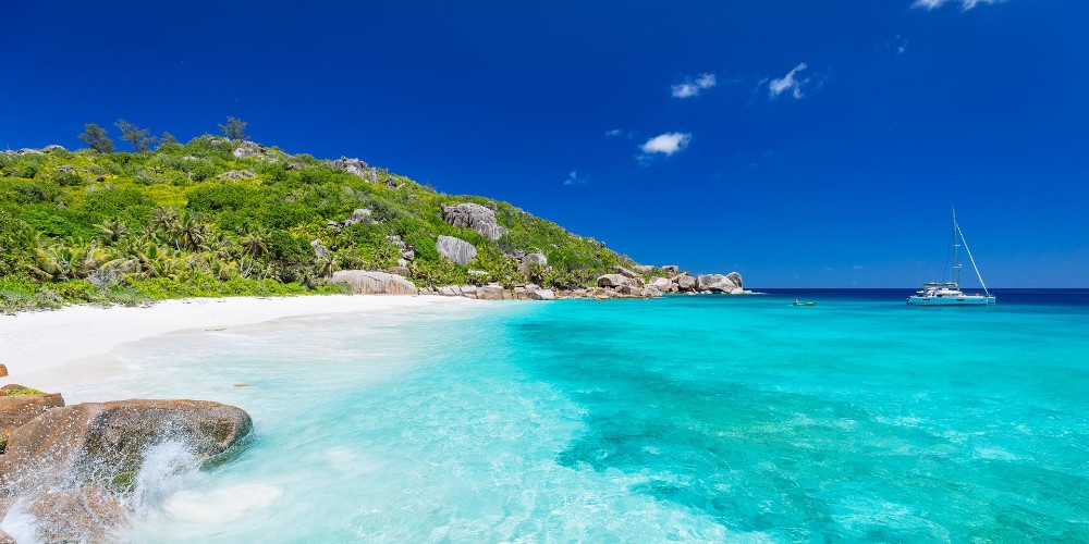 grande-soeur-beach-seychelles-credit-torsten-dickmann