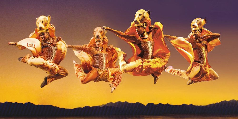 lion-dancers-on-stage-london-lyceum-theatre-december-2021