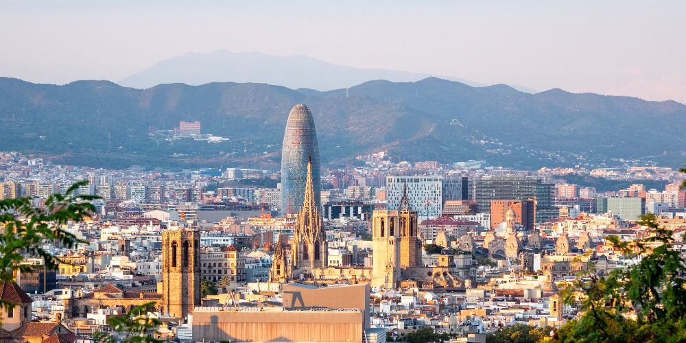 view-of-barcelona-with-mountains-church-spires-Google-earth-awesome-views