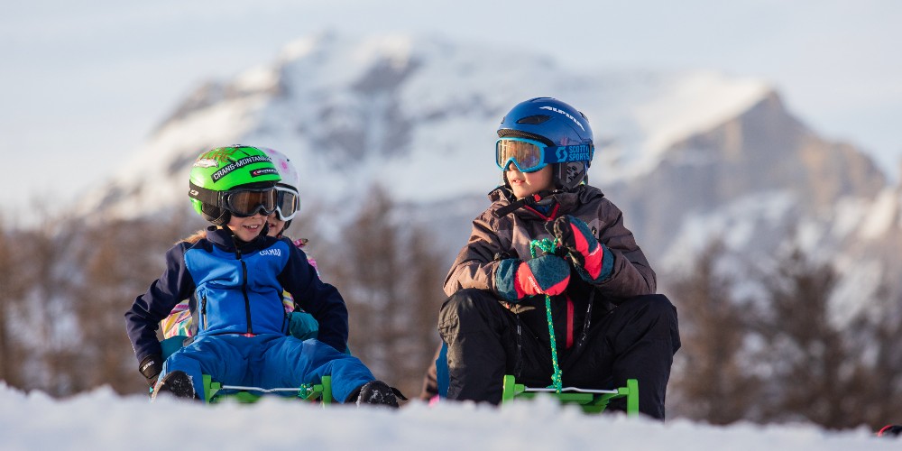 kids-on-sleds-crans-montana-snow-island-©CMTC-Luciano-Miglionico