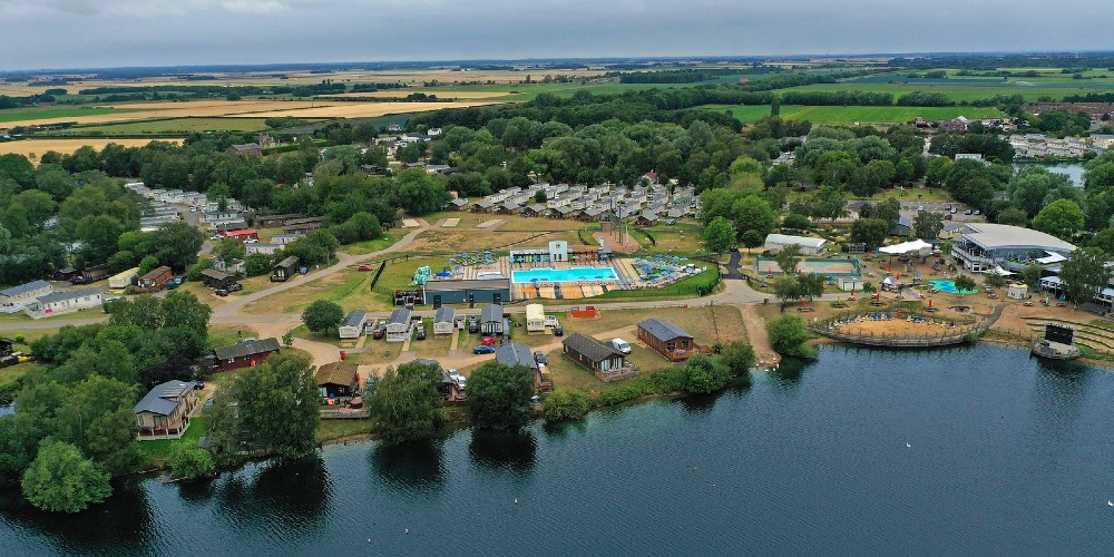 aerial-view-of-tattershalls-lakes-holiday-park-lincolnshire-away-resorts-family-traveller-2022 