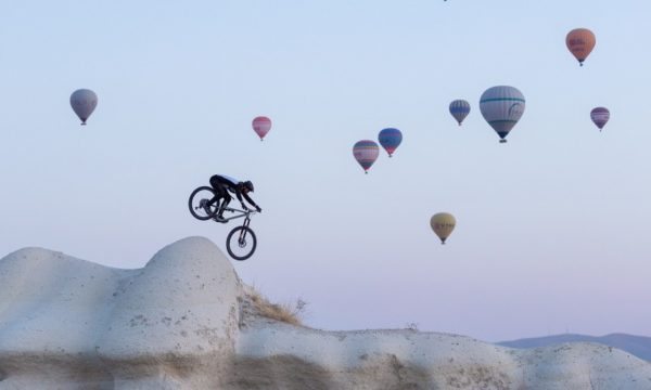 mountain-biking-fairy-chimneys-cappaducia-follow-the-light-banff-film-festival-uk-tour-2022-family-adventures-JB-Liautard