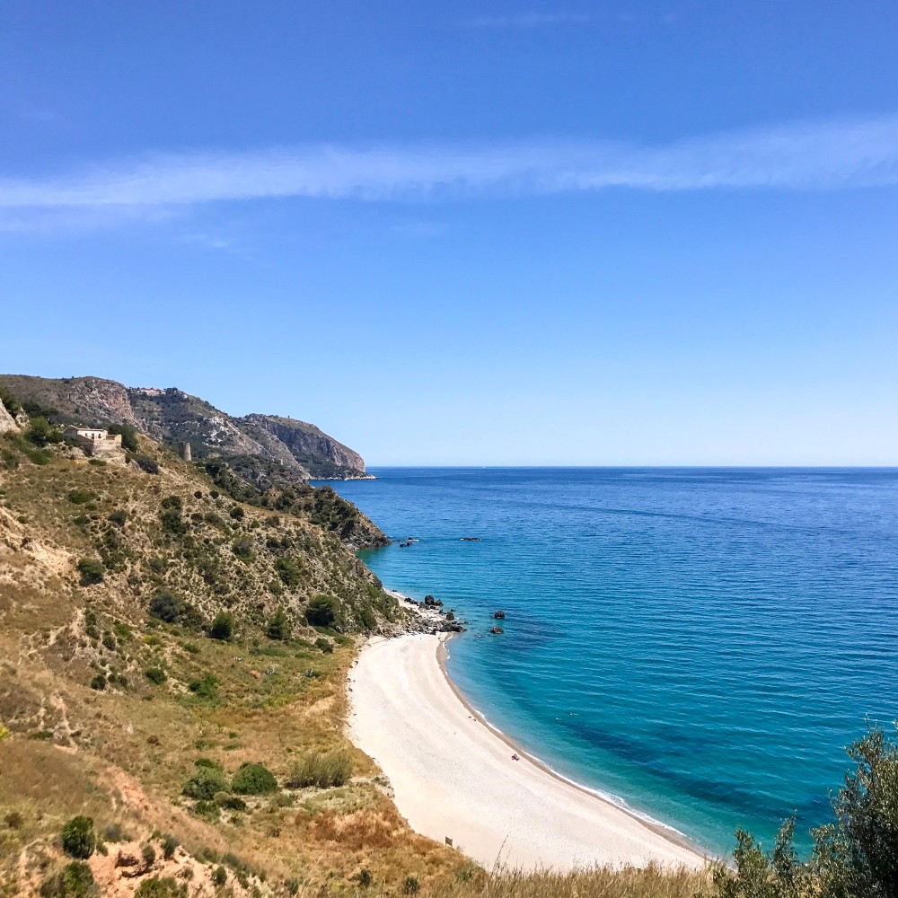 playa-de-pins-nerja-hidden-beaches-in-spain