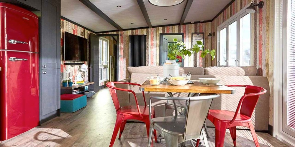 tribeca-holiday-lodge-living-dining-room-view-tattershalls-lakes-family-mini-break-2022