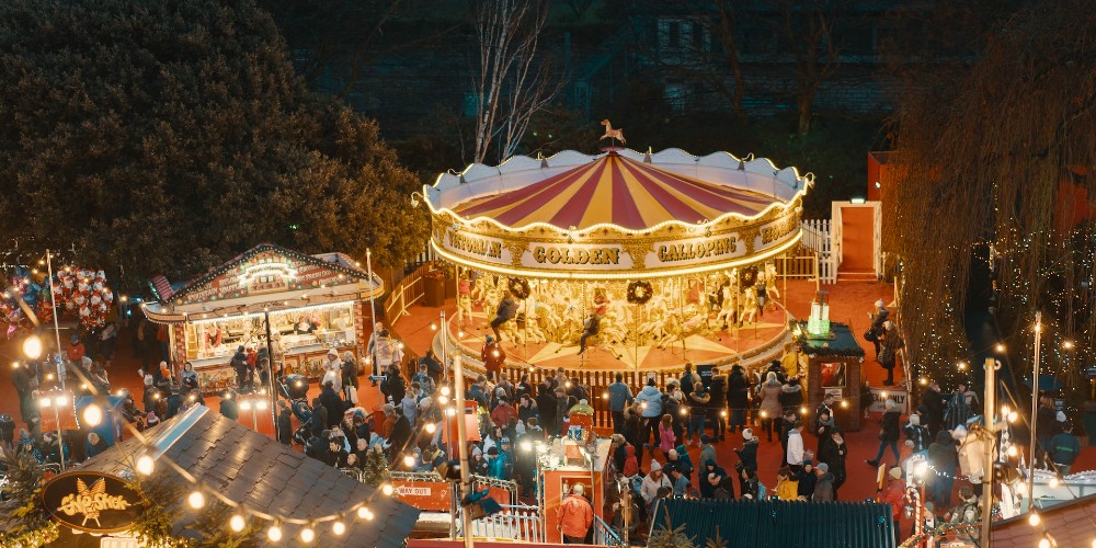 edinburgh-winter-festival-carousel-ross-sneddon-unsplash-2022