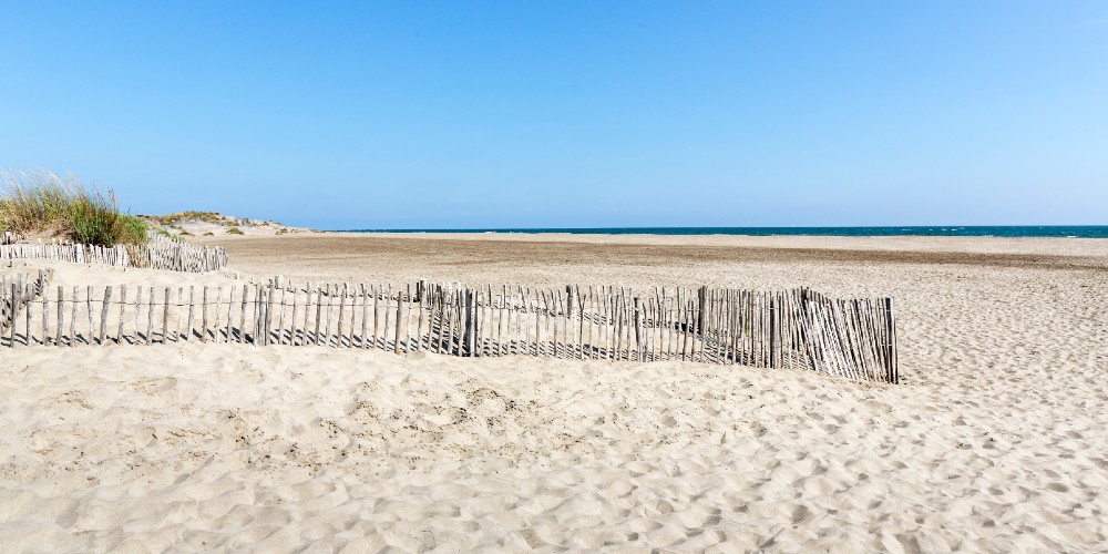 lespiguette-beach-sand-dunes-camargue-near-montpellier-french-beach-guide-2022
