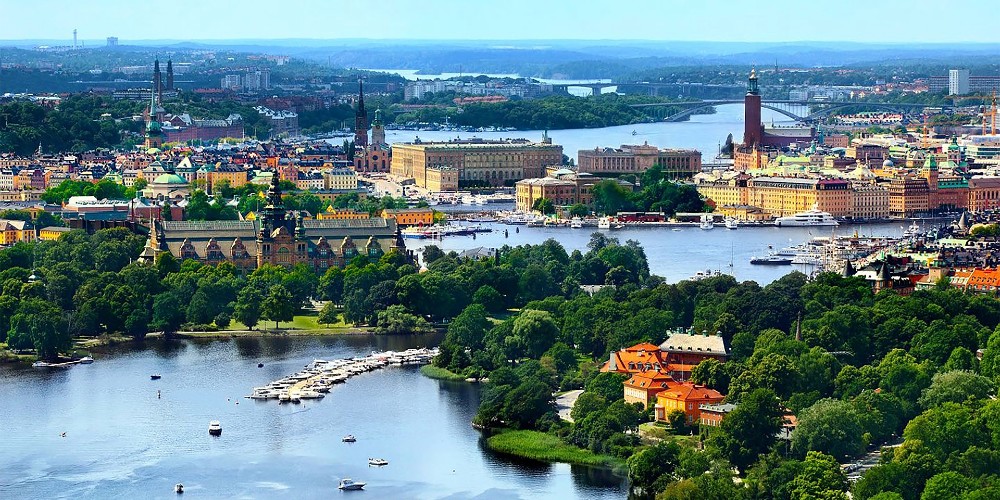 aerial-view-stockholm-sweden-historic-centre-lake-malaren-summer-day-family-cruises-2022