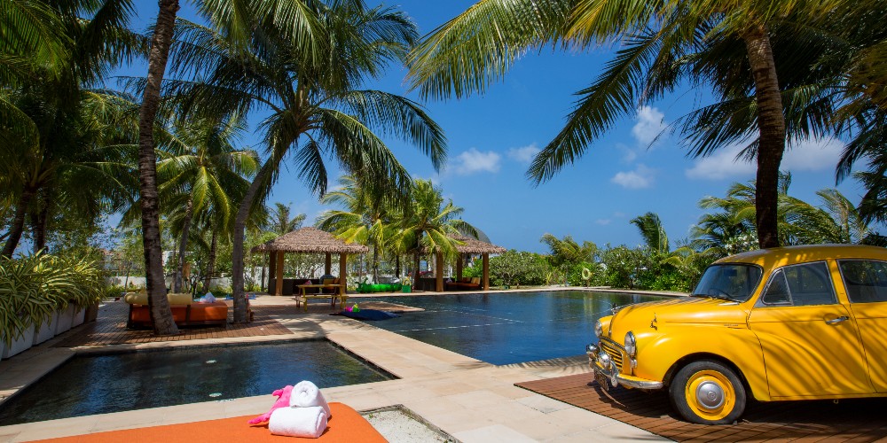 kids-club-pool-area-ozen-reserve-bolifushi-resort-maldives-kenwood-travel-2022