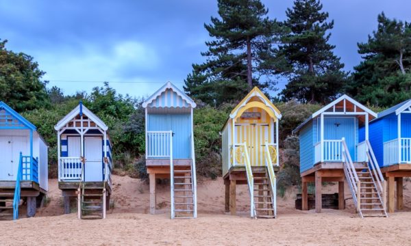 ow-of-pretty-victorian-beach-huts-wells-next-the-sea-norfolk-seaside-towns-uk-family-traveller-2022