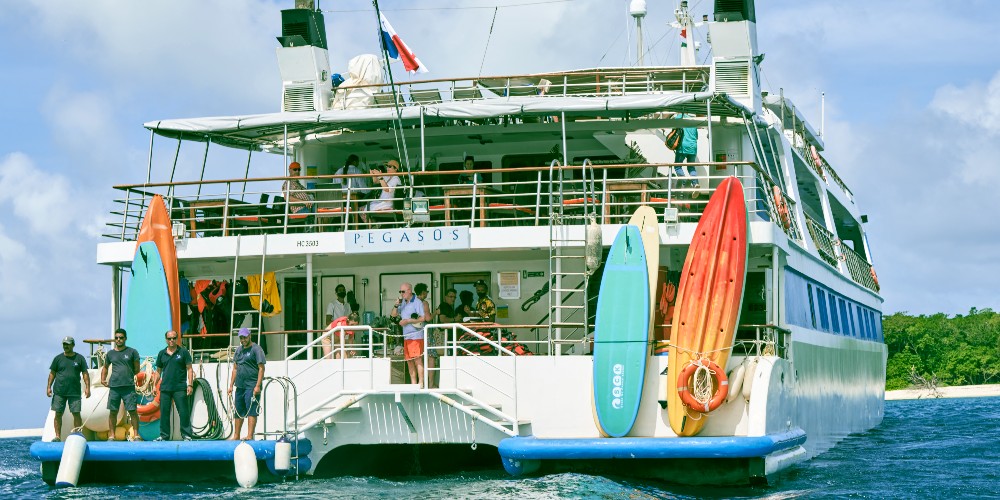 variety-cruises-the-pegasos-ship-indian-ocean-beach-seychelles-holidays-2022-credit-alvarolaforet 