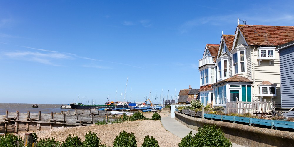 victorian-houses-beach-whitstable-kent-coast-family-traveller-uk-holiday-guide-2022