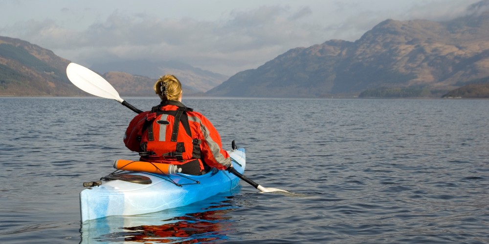 kayaking-loch-lomond