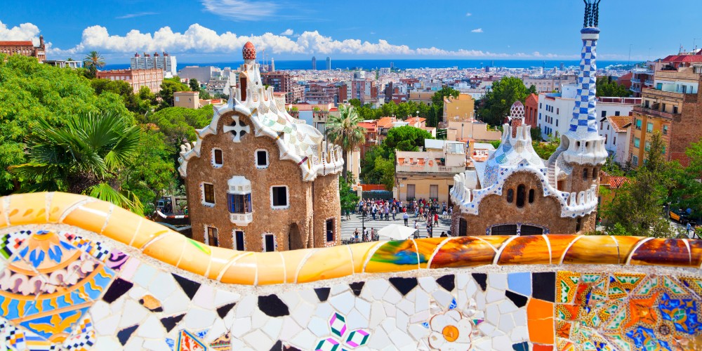 parc-guell-barcelona-mosaic-walls-gingerbread-houses-mediterranean-views
