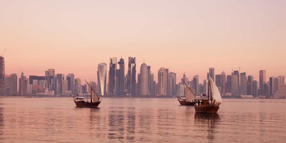 traditional-dhow-sunset-doha-qatari-family-activities-2022