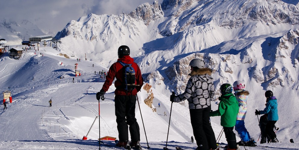 family-ski-holiday-courchevel-scott-dunn-2022