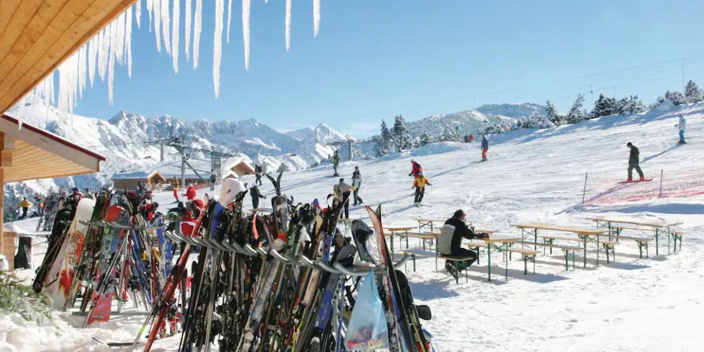 Bansko, Bulgaria ski slope best value skiing family