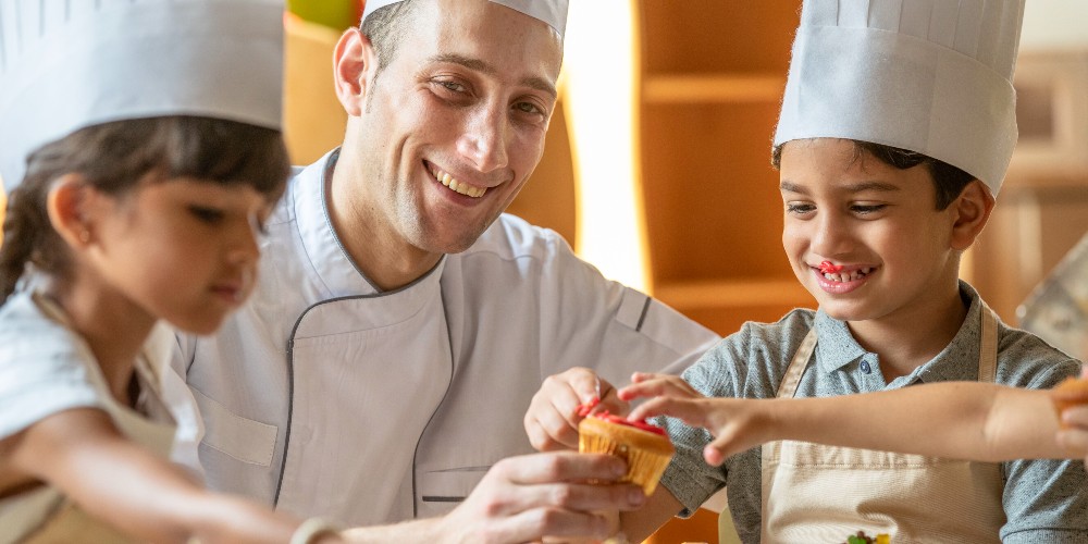 cooking-classes-for-kids-jumeirah-hotels-and-resorts