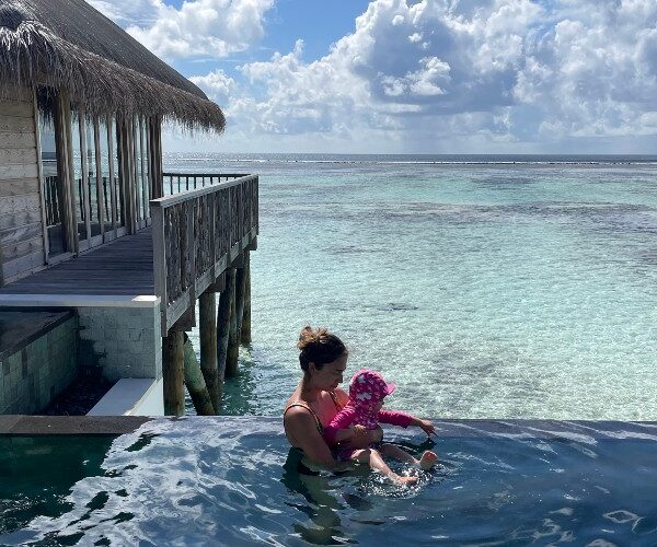 overwater-villa-pool-gili-lankanfushi-the-maldives