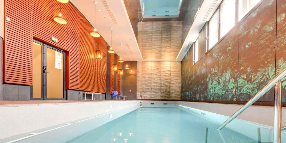 swimming-pool-novotel-paris-gare-de-lyon-2023