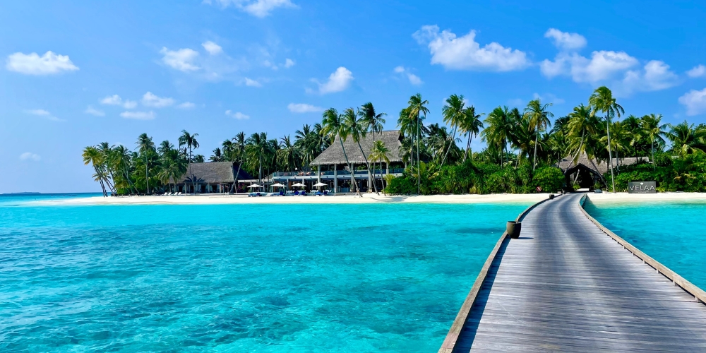 overwater-villas-indian-ocean-maldives
