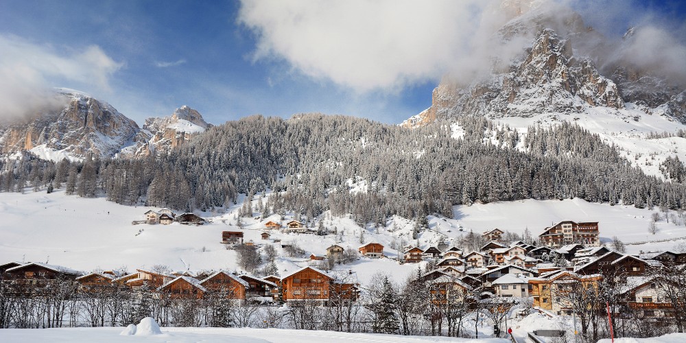 corvara-village-mountain-backdrop-winter-alta-badia-italy