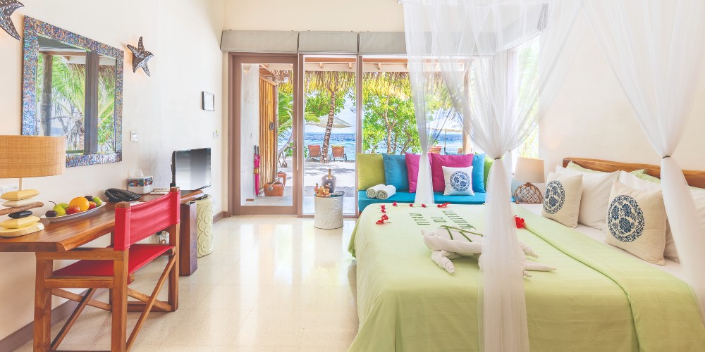 deluxe-beach-villa-bedroom-with-view-oblu-nature-helengeli