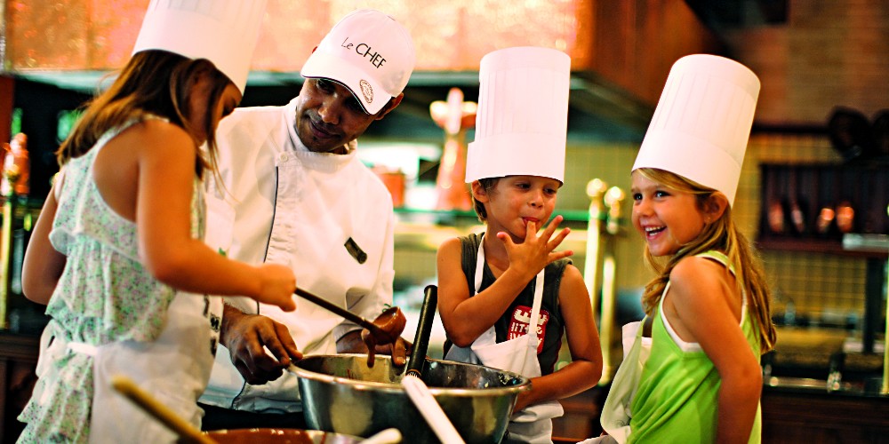 family-cooking-classes-heritage-awali-resort-mauritius